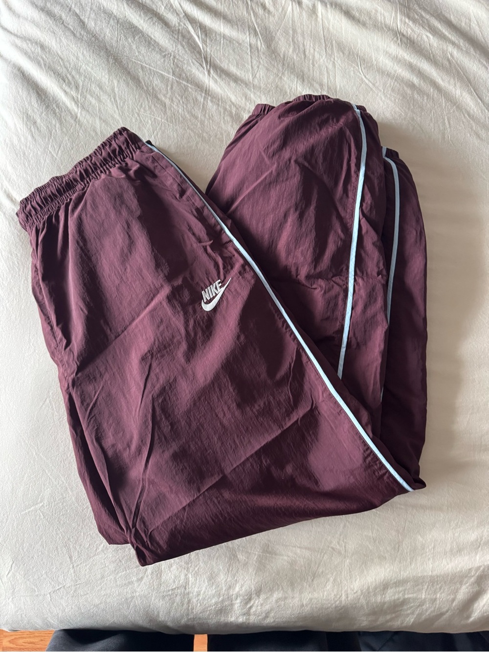 Nike Men's Burgundy Joggers with White Piping